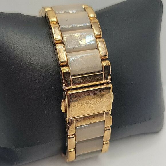 Michael Kors MK5896 Women's Stainless Steel Analog Blush Dial Quartz Watch BC851 - Picture 5 of 10